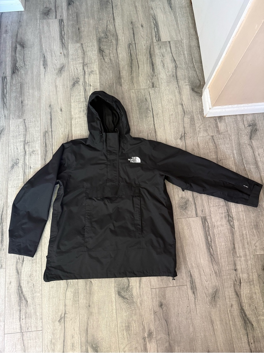 The North Face Black Hooded Pullover Rain Anorak